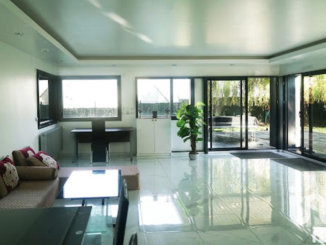 Vente Maison 8 pièces 227 m2 Vitry sur Seine