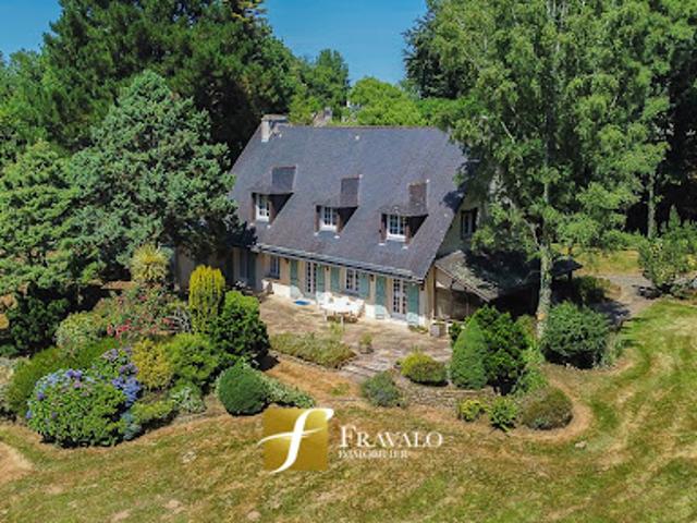 Vente Maison 8 pièces 228 m2 Auray