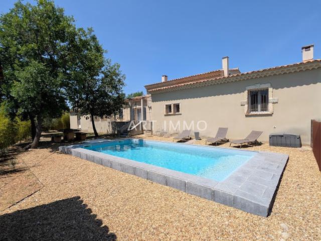 Vente Maison 8 pièces 228 m2 Saint Saturnin lès Apt