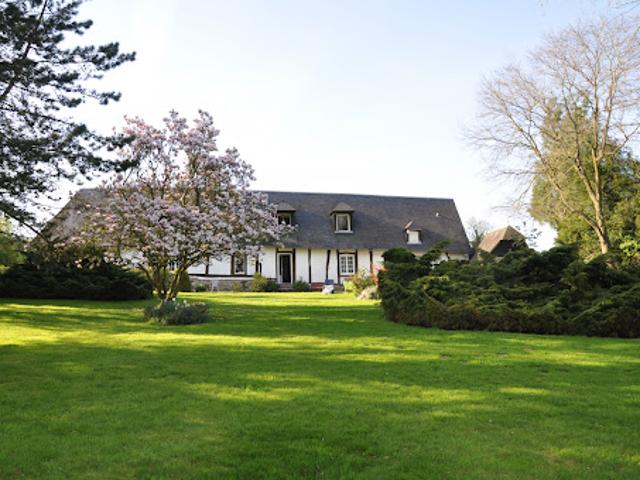 Vente Maison 8 pièces 228.62 m2 Forges les Eaux