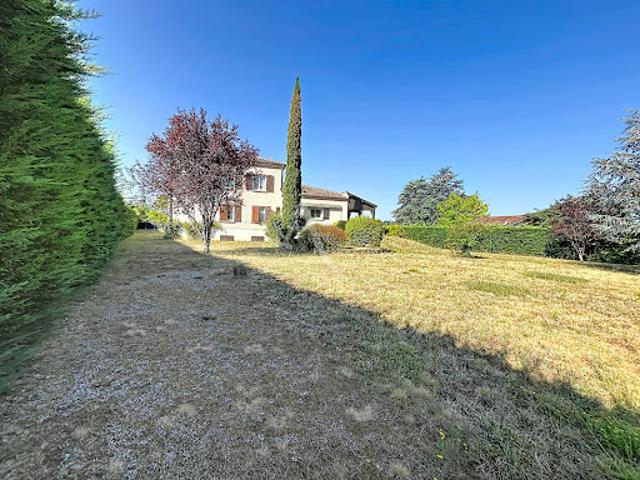 Vente Maison 8 pièces 229 m2 Prayssac