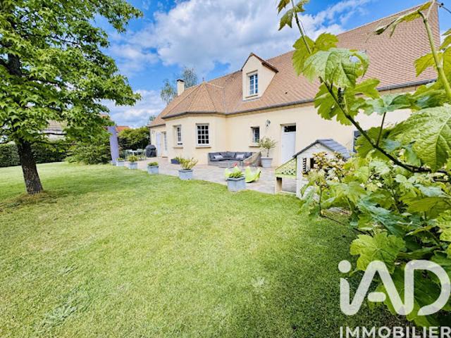 Vente Maison 8 pièces 220 m2 Bazoches sur Guyonne