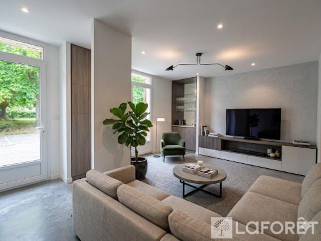 Vente Maison 8 pièces 220 m2 Moustey