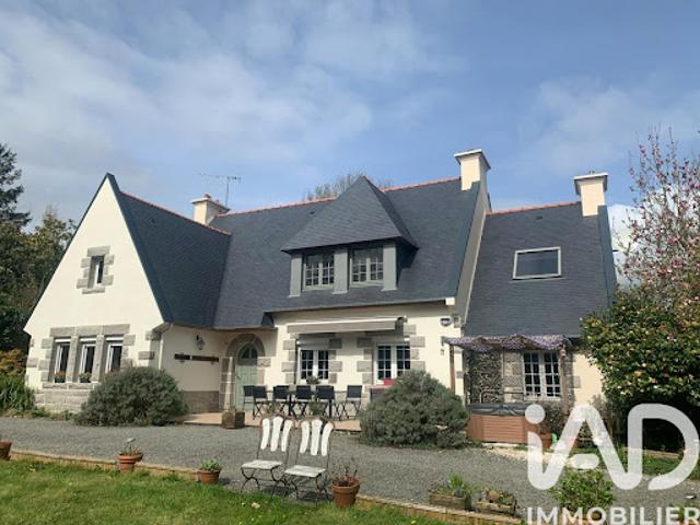 Vente Maison 8 pièces 220 m2 Plouégat Guérand