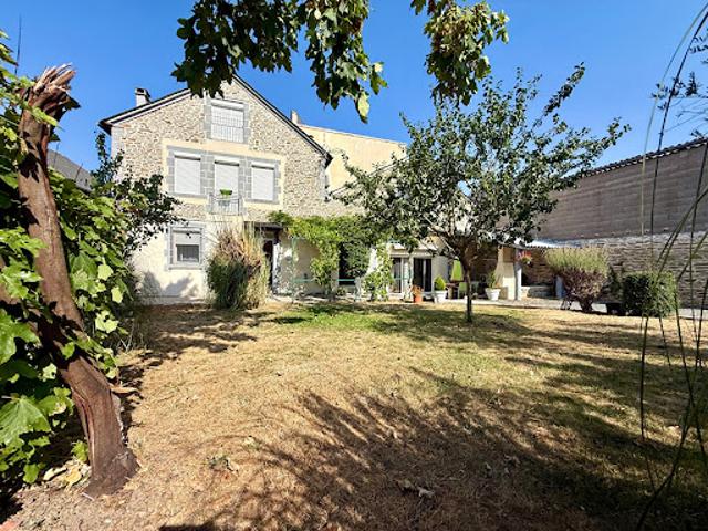 Vente Maison 8 pièces 220 m2 Réquista