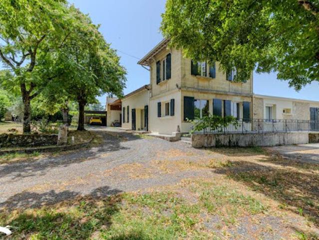 Vente Maison 8 pièces 220 m2 Saint Germain du Puch