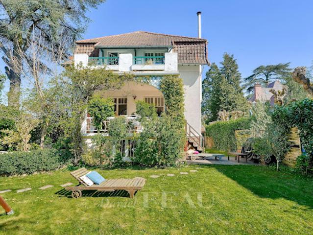 Vente Maison 8 pièces 220 m2 Vaucresson