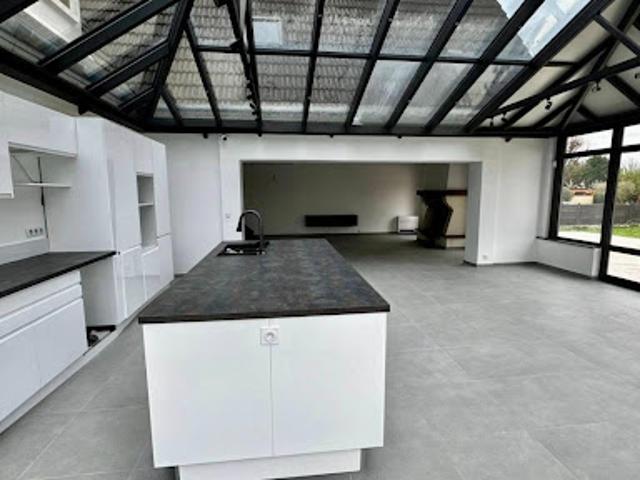 Vente Maison 8 pièces 221 m2 Avrainville