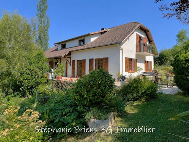 Vente Maison 8 pièces 221 m2 Buros