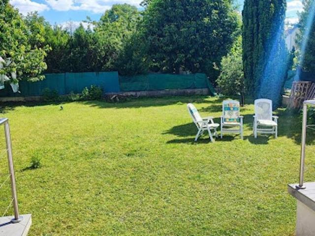 Vente Maison 8 pièces 221 m2 Chelles