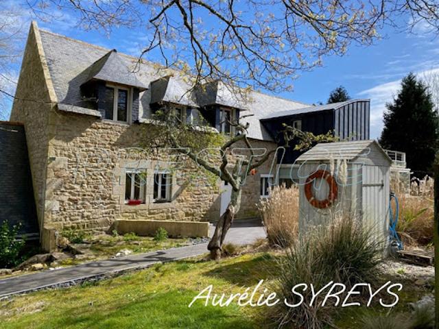 Vente Maison 8 pièces 221 m2 Guidel