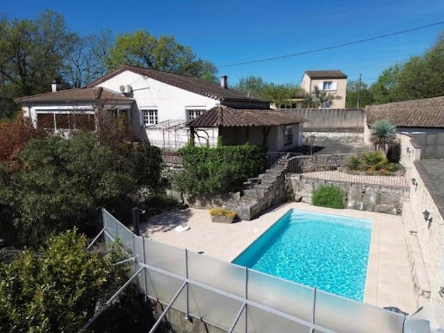 Vente Maison 8 pièces 221 m2 Labeaume