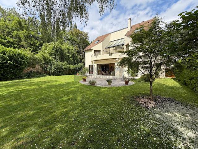 Vente Maison 8 pièces 222 m2 Versailles