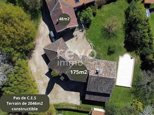 Vente Maison 8 pièces 223 m2 Mionnay
