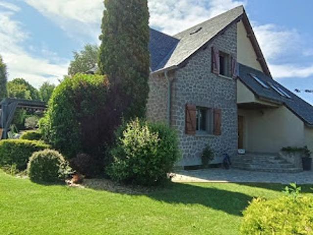 Vente Maison 8 pièces 223 m2 Besse et Saint Anastaise