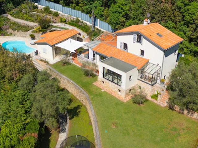 Vente Maison 8 pièces 223.32 m2 Nice