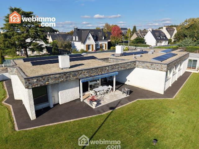 Vente Maison 8 pièces 234 m2 Carhaix Plouguer