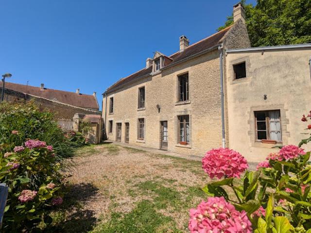 Vente Maison 8 pièces 235 m2 Mathieu