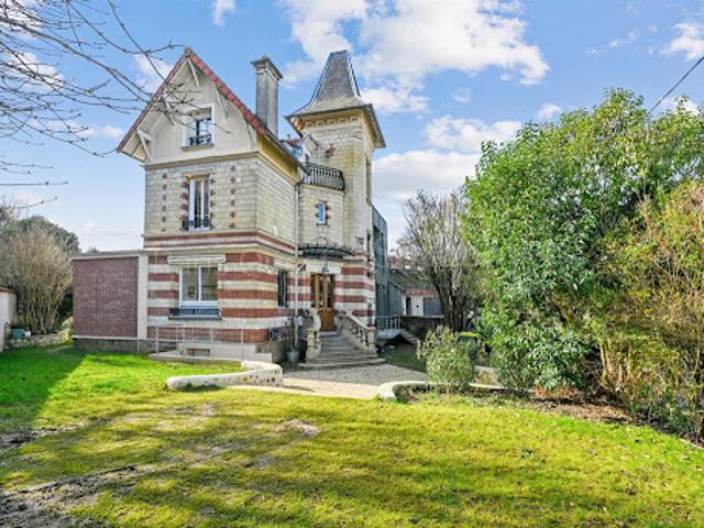 Vente Maison 8 pièces 235 m2 Clamart