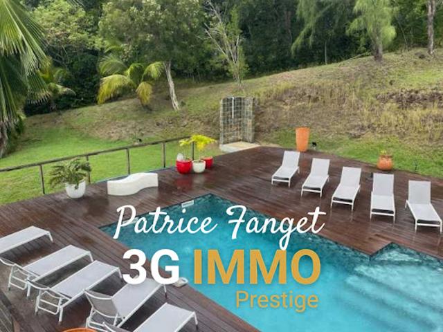 Vente Maison 8 pièces 236 m2 Les trois ilets