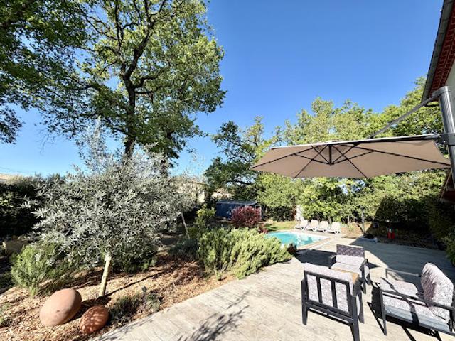 Vente Maison 8 pièces 236 m2 Sauzet