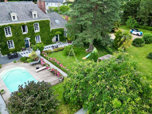 Vente Maison 8 pièces 236 m2 Soeurdres