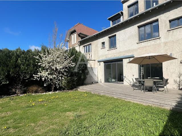 Vente Maison 8 pièces 237 m2 Epinal