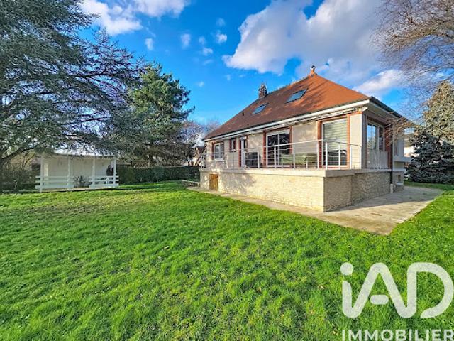 Vente Maison 8 pièces 237 m2 Gien