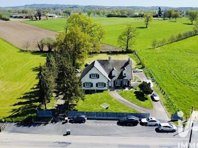 Vente Maison 8 pièces 237 m2 La Chapelle Fleurigné