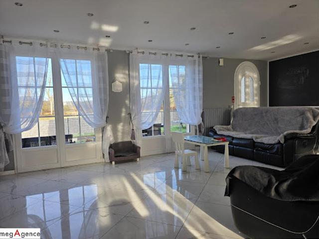 Vente Maison 8 pièces 237 m2 La Chapelle Janson