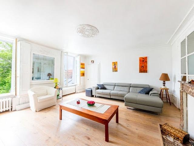 Vente Maison 8 pièces 237 m2 Triel sur Seine