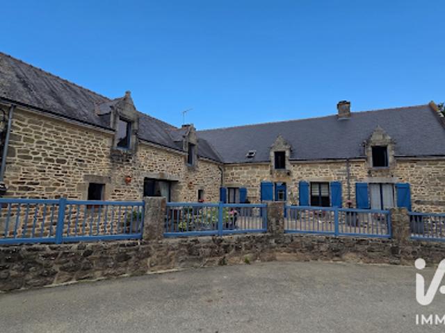 Vente Maison 8 pièces 238 m2 Le Guerno