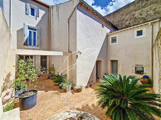 Vente Maison 8 pièces 238 m2 Puisserguier