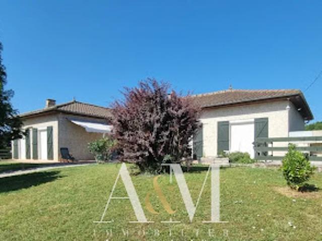 Vente Maison 8 pièces 238 m2 Saint Yrieix sur Charente