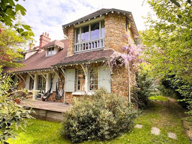 Vente Maison 8 pièces 238 m2 Versailles