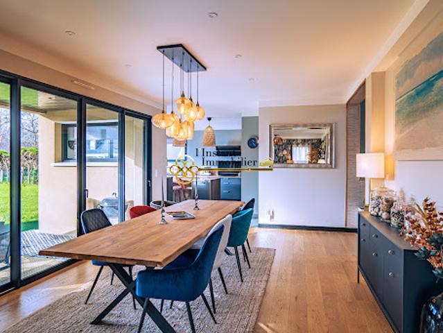 Vente Maison 8 pièces 238.09 m2 Carantec