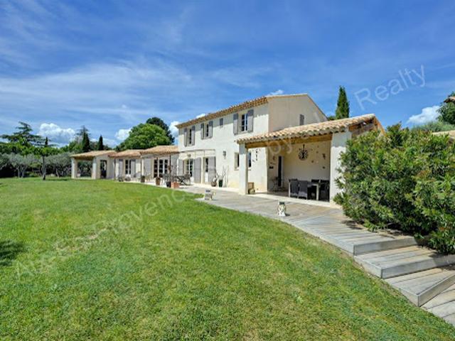Vente Maison 8 pièces 230 m2 Aix en Provence