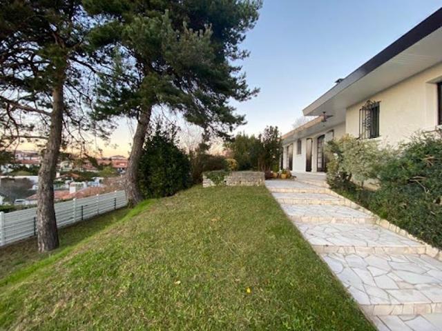 Vente Maison 8 pièces 230 m2 Anglet