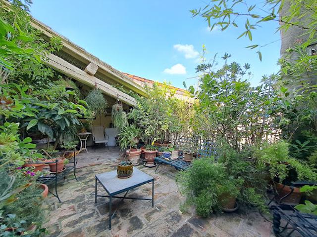Vente Maison 8 pièces 230 m2 Arles