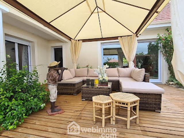 Vente Maison 8 pièces 230 m2 Buthiers