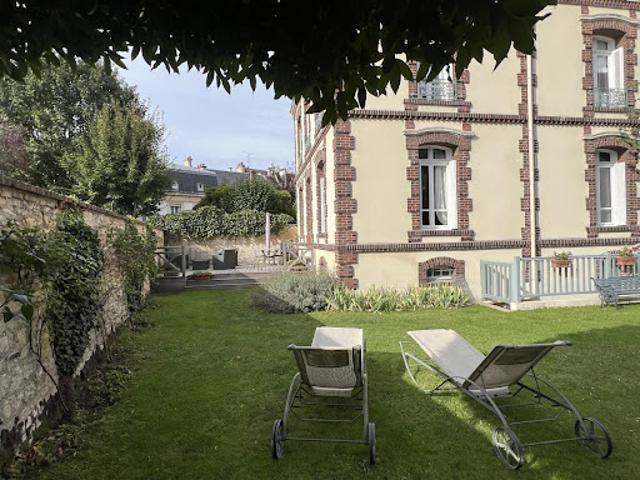 Vente Maison 8 pièces 230 m2 Caen