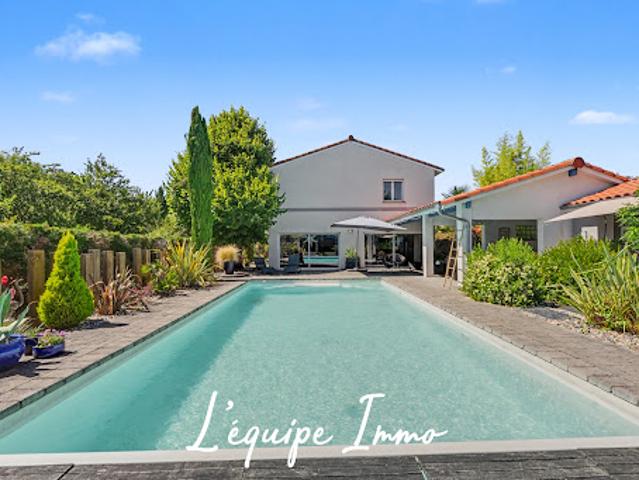 Vente Maison 8 pièces 230 m2 Plaisance du Touch