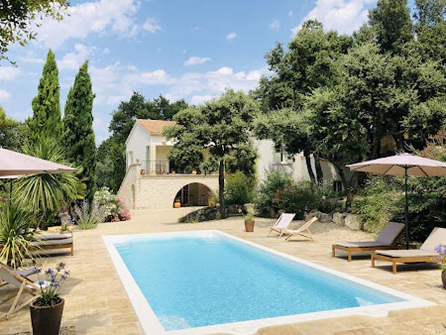 Vente Maison 8 pièces 230 m2 Vernègues