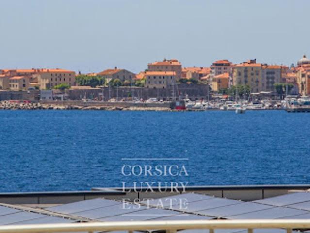 Vente Maison 8 pièces 230.73 m2 Ajaccio