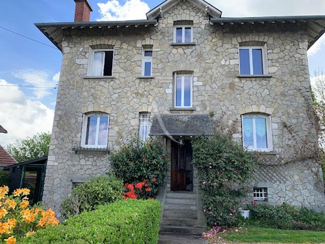 Vente Maison 8 pièces 231 m2 Gournay en Bray
