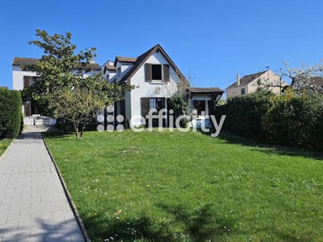 Vente Maison 8 pièces 233 m2 Montreuil