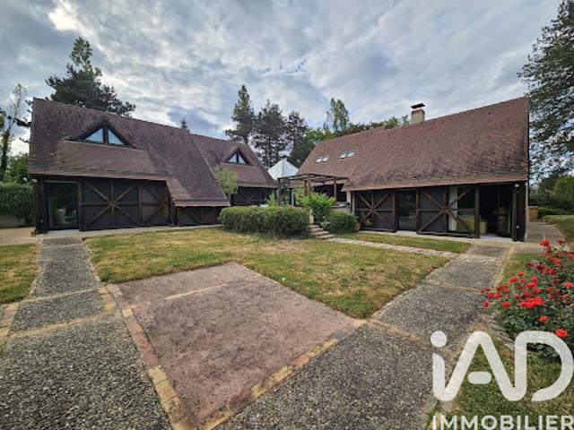 Vente Maison 8 pièces 233 m2 Bressolles