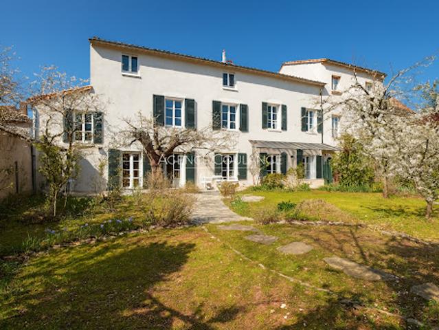 Vente Maison 8 pièces 244 m2 Lyon 3ème