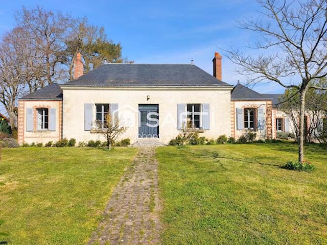 Vente Maison 8 pièces 245 m2 Artannes sur Indre