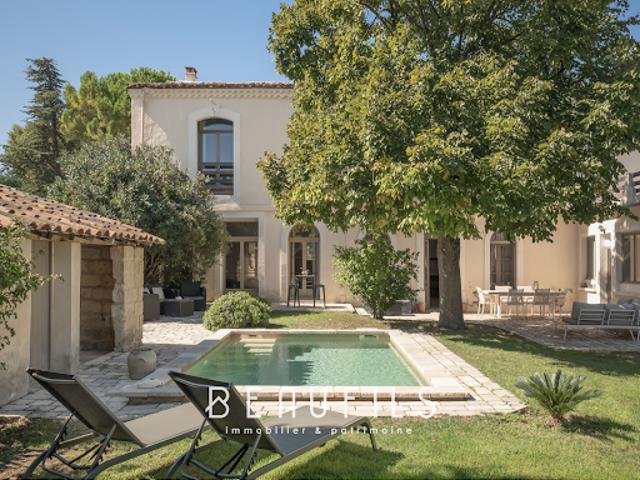 Vente Maison 8 pièces 245 m2 Aigues Mortes